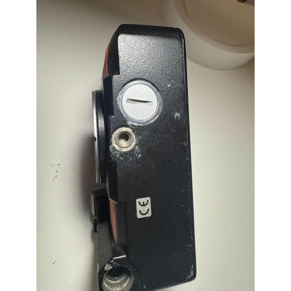 Nikonos V Waterproof / Underwater 35mm Film Camera Body, Orange (PARTS ONLY)